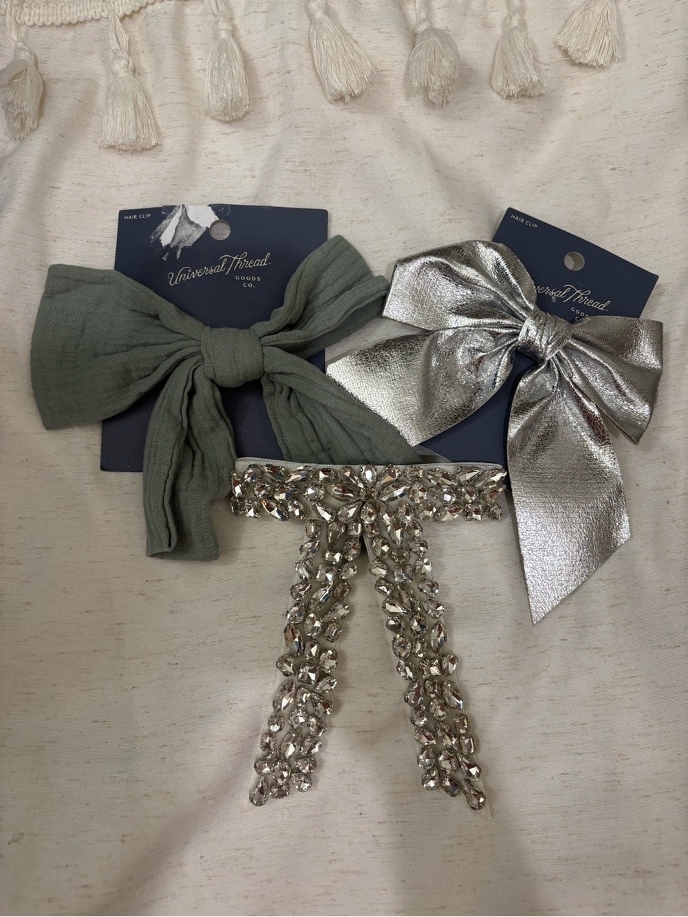 Women's Bow Bundle in Green, Silver, and Silver Faux-Diamonds